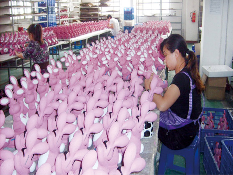 resin figurines manufacturing factory